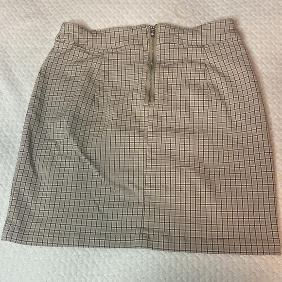 Tan Garage Mini Skirt - Picture 2 of 3